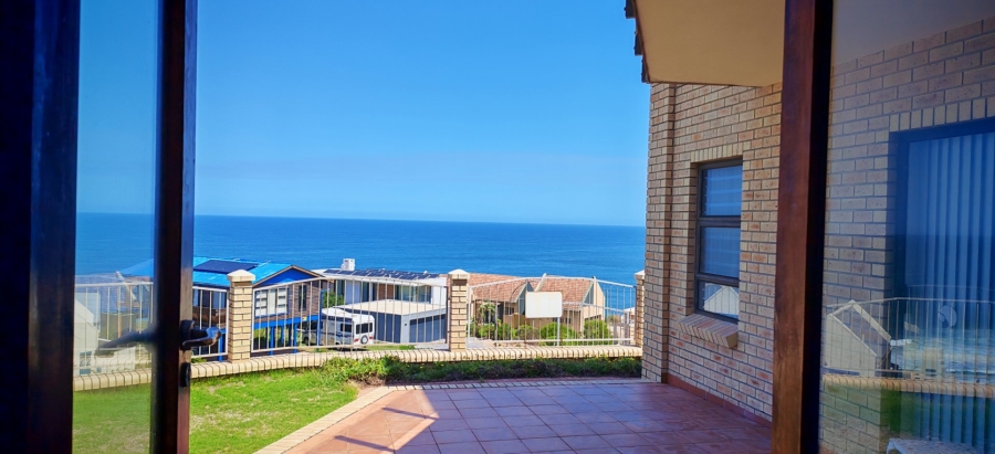 3 Bedroom Property for Sale in Dana Bay Western Cape